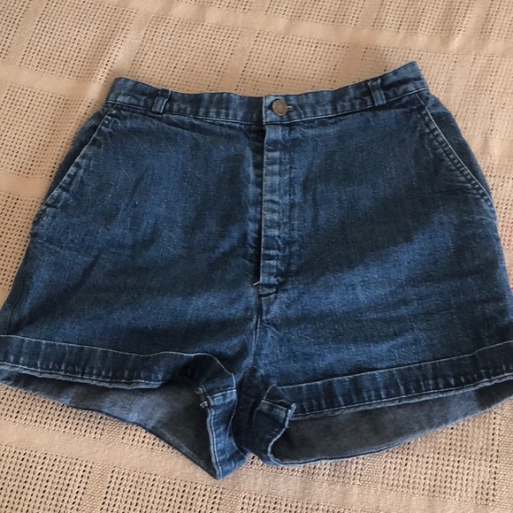 Vintage 1980’s Calvin Klein shorts - Picture 1 of 5
